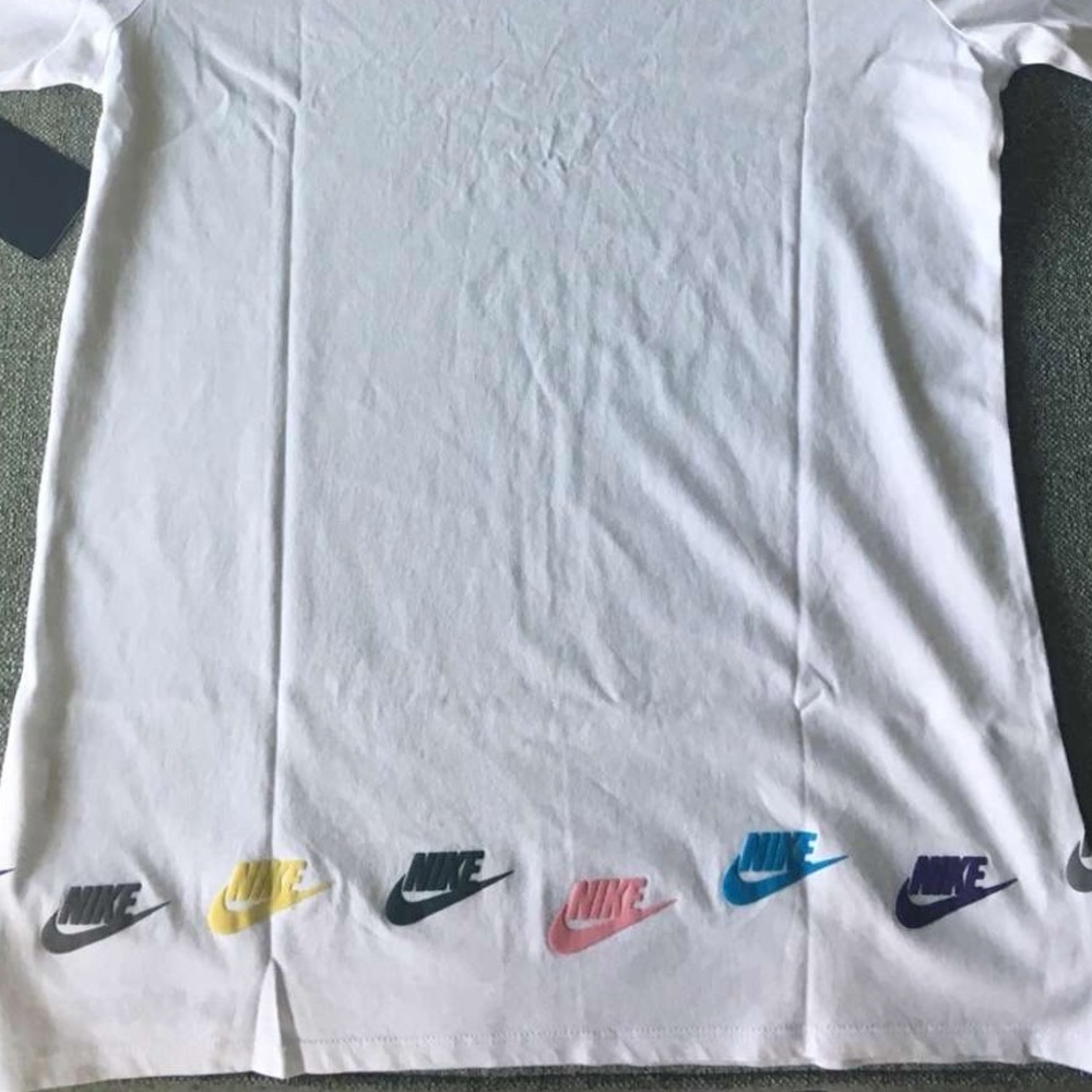Shirt - Picture 2 of 3